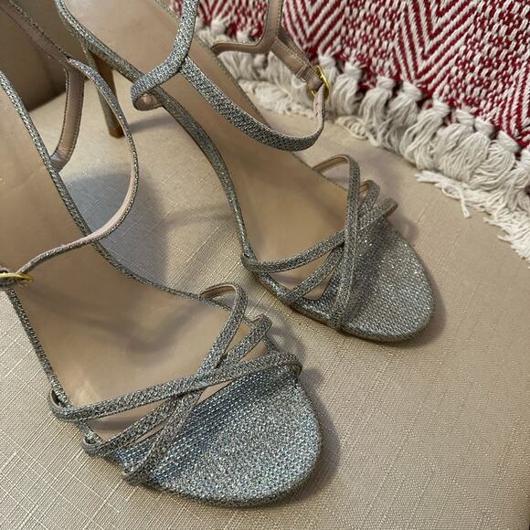 Stuart Weitzman Starla Metallic Sandals - Picture 2 of 7